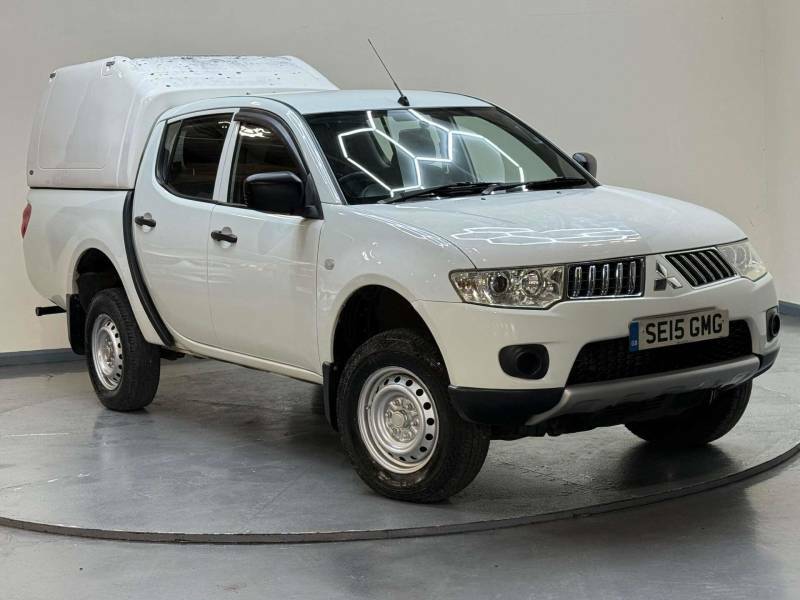 Mitsubishi L200 2.5 L200 4Work Lwb Double Cab Di-d 4X4 4Wd - 2 White