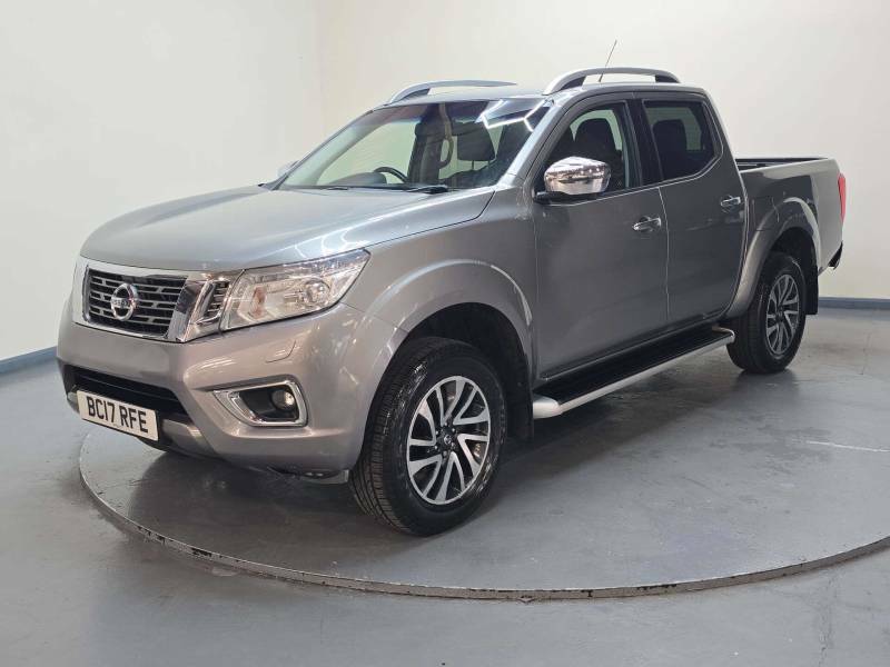 Nissan Navara 2.3 Navara Tekna Dci 4Wd - 2017 17 BC17RFE Grey #2