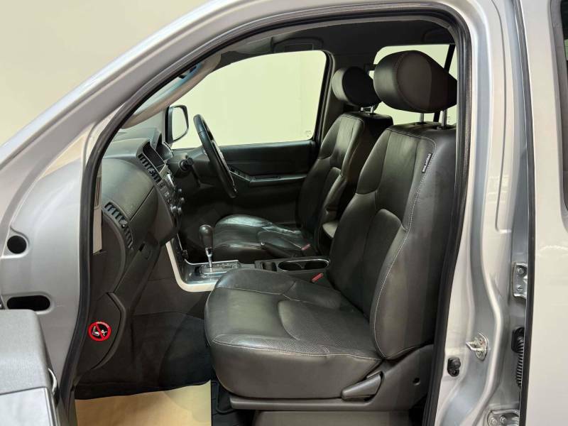 Nissan Navara 2.5 Navara Tekna Dci 4Wd - 2013 13 Silver #4