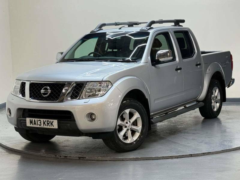 Nissan Navara 2.5 Navara Tekna Dci 4Wd - 2013 13 Silver #2