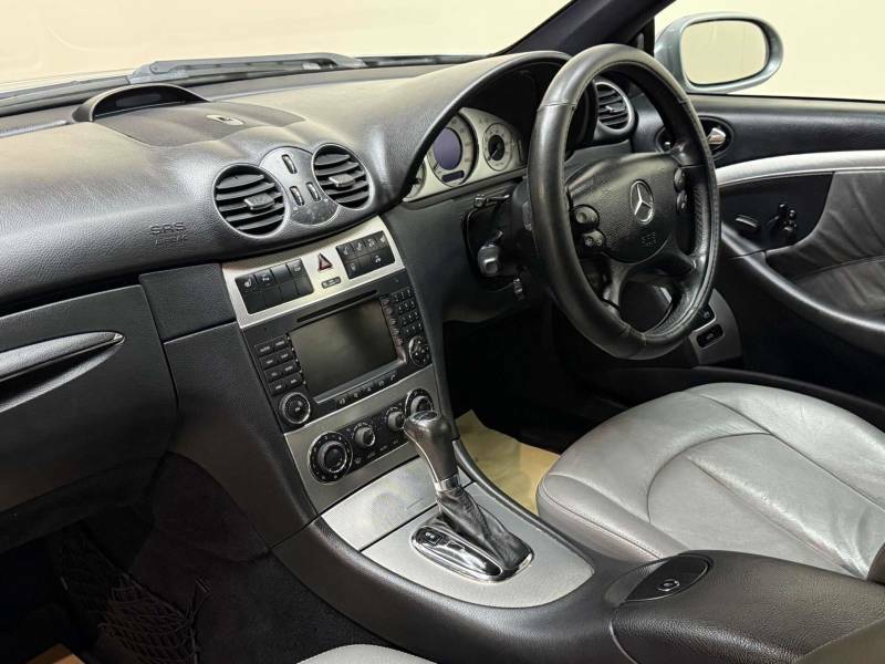 Mercedes-Benz CLK 1.8 Clk 200K Avantgarde - 2009 09 Silver #3