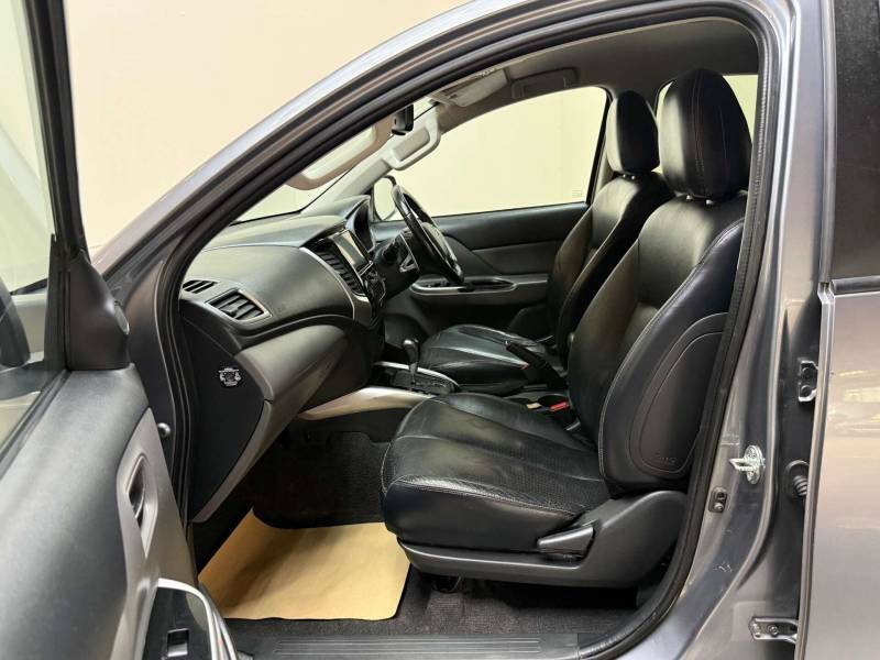 Mitsubishi L200 2.4 L200 Warrior Di-d 4Wd - 2018 18 DV18EZE Grey #4