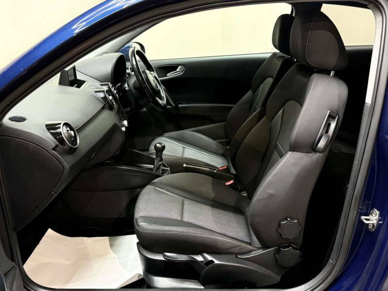 Audi A1 1.4 A1 Sport Tfsi - 2014 64 YY64UOU Blue #4