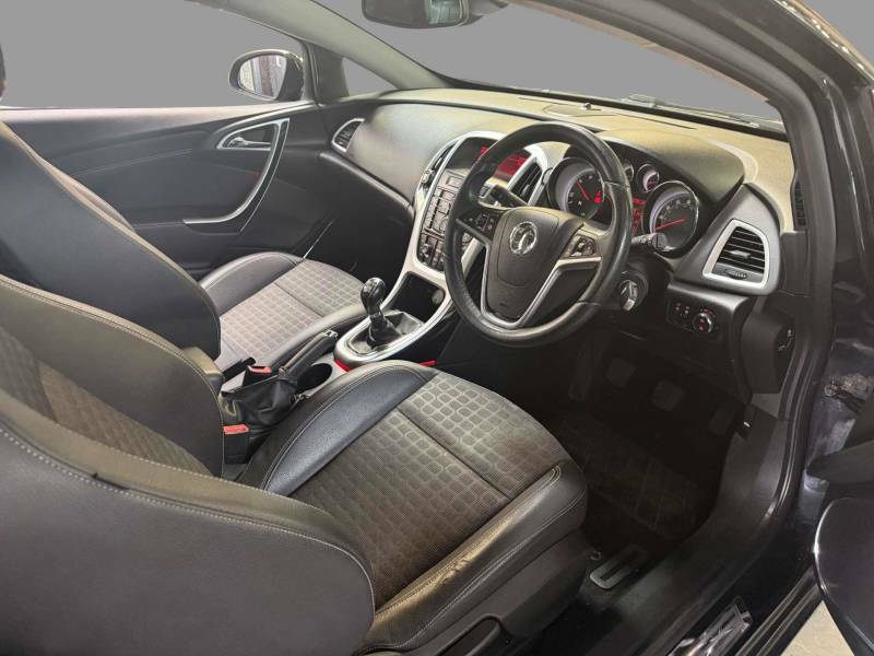 Vauxhall Astra GTC 2.0 Astra Gtc Sri Cdti Ss - 2014 14 Black #5