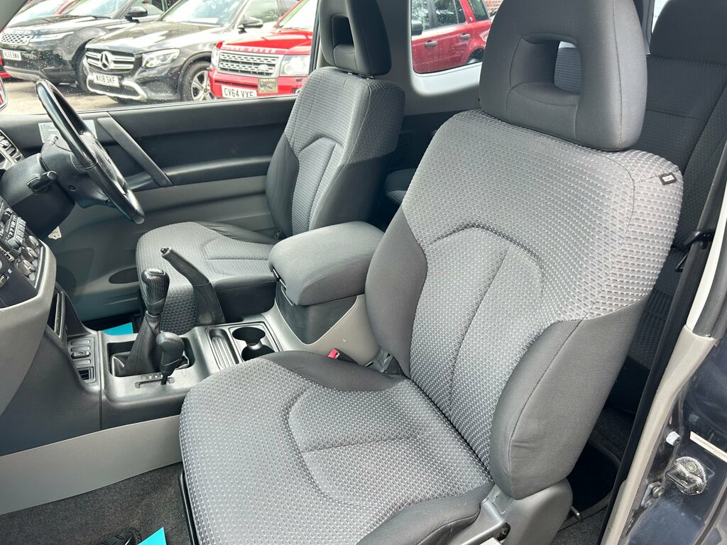 Mitsubishi Shogun 3.2 Di-d Elegance Silver #15