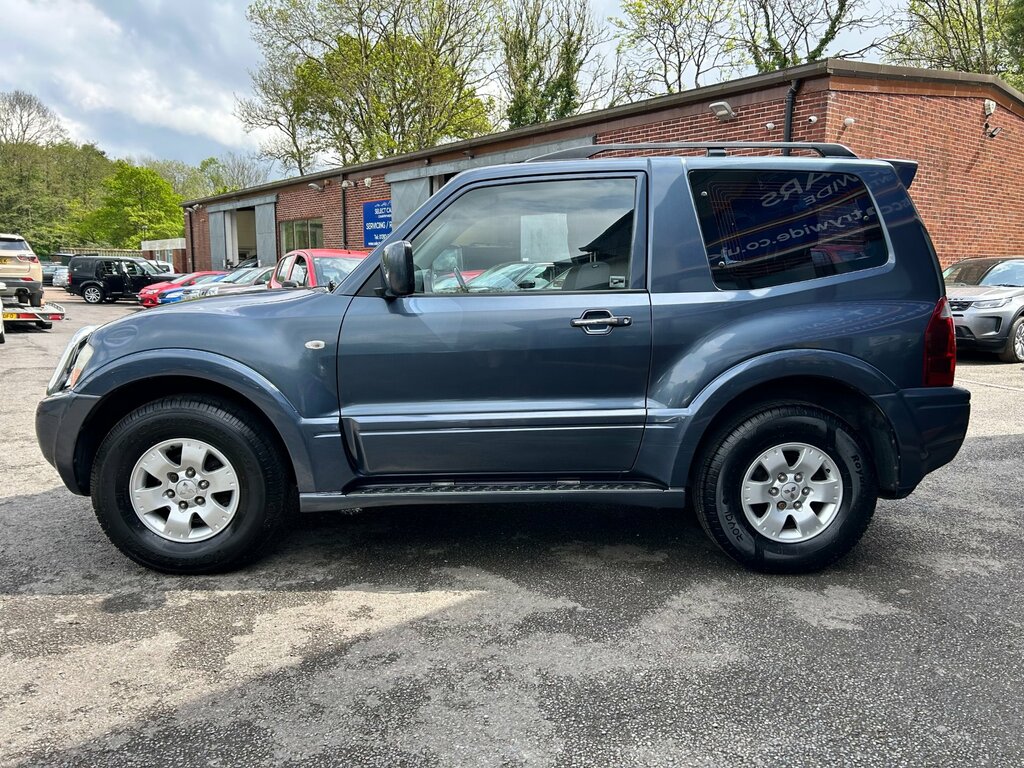 Mitsubishi Shogun 3.2 Di-d Equippe Suv 251 Gkm, Grey #4