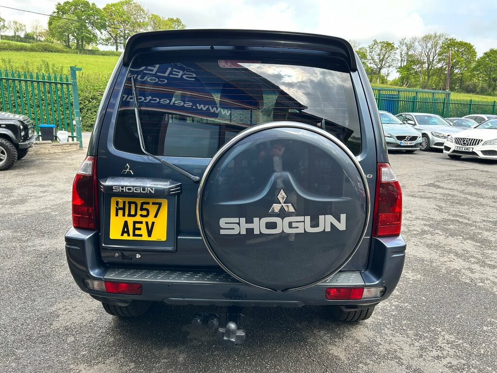 Mitsubishi Shogun 3.2 Di-d Equippe Suv 251 Gkm, Grey #6