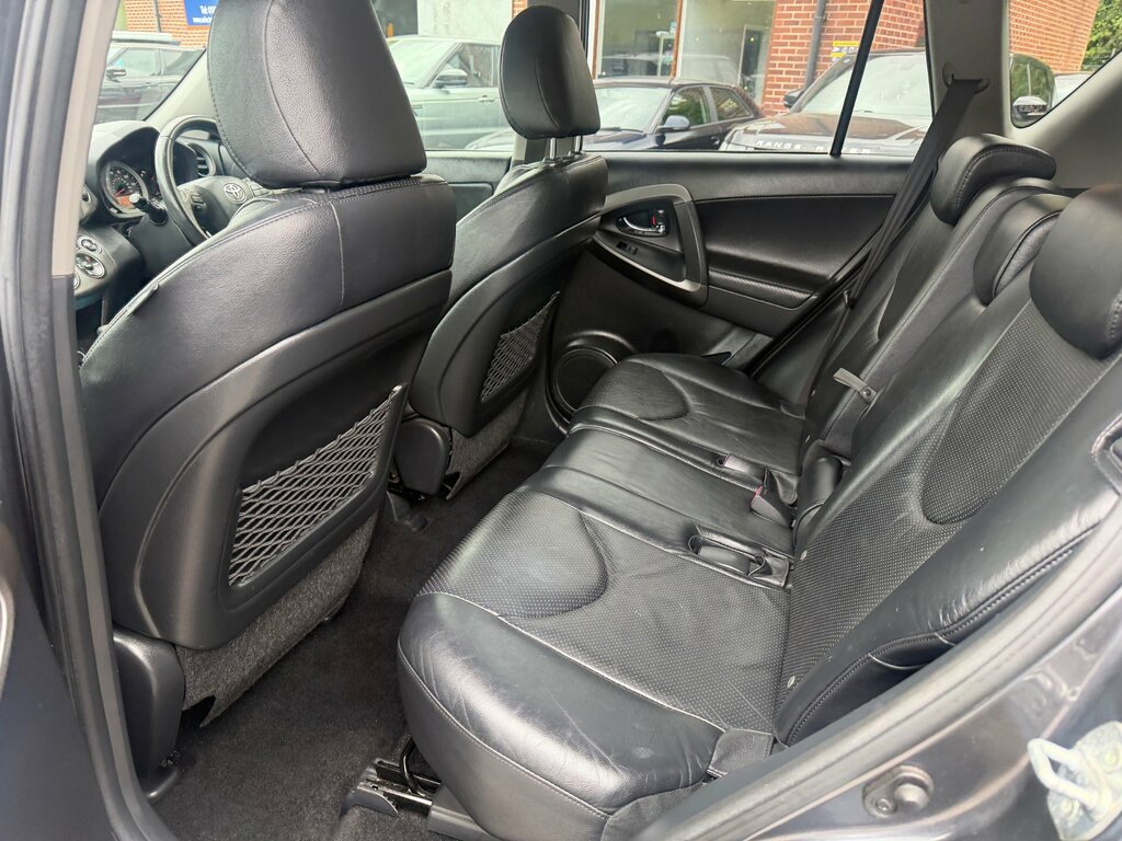 Toyota Rav 4 Xt-r Silver #22