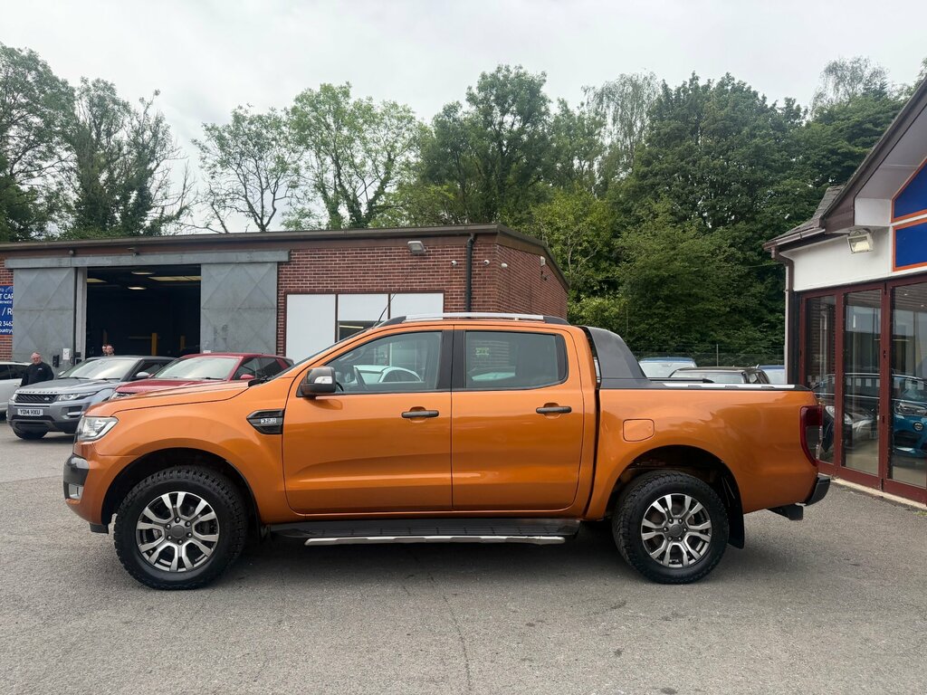 Ford Ranger 3.2 Tdci Wildtrak Pickup Double Cab Aut RA18ZBX Orange #4