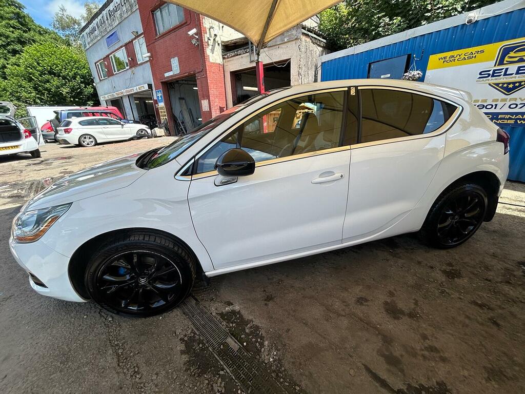 Citroen DS4 Hatchback 1.6 E-hdi Airdream Dstyle Nav 201515 White #3