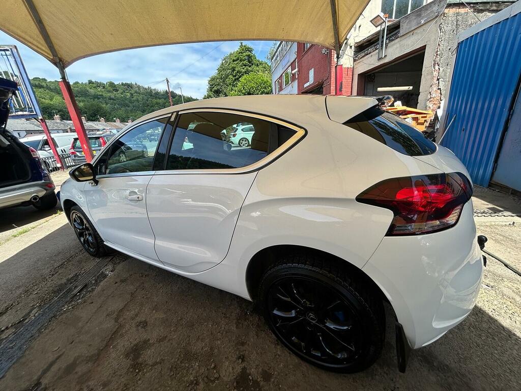 Citroen DS4 Hatchback 1.6 E-hdi Airdream Dstyle Nav 201515 White #4