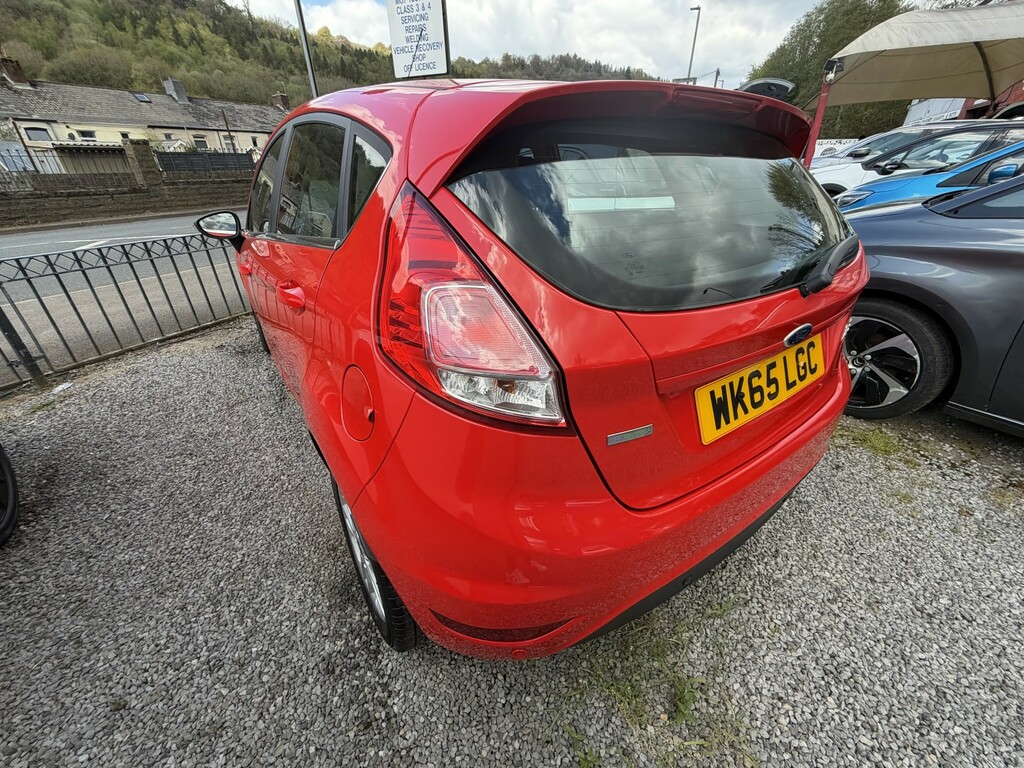 Ford Fiesta Hatchback 1.0 T Ecoboost Zetec 201565 WK65LGC Red #6