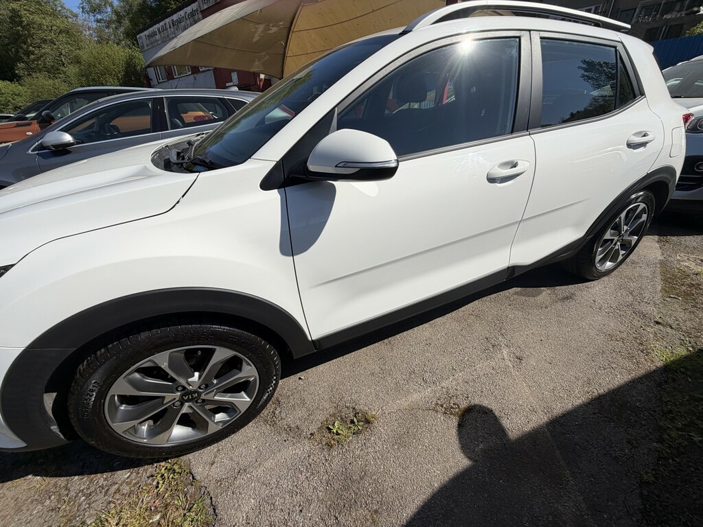 Kia Stonic Suv 1.6 Crdi 2 201818 MH18RXK White #4