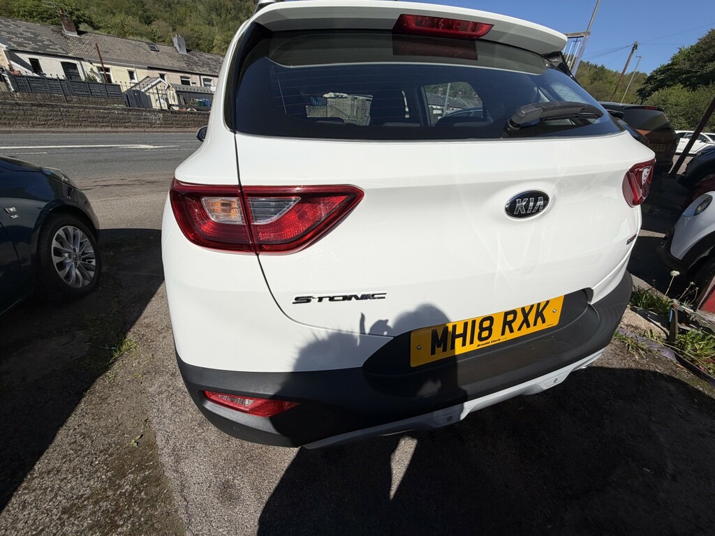 Kia Stonic Suv 1.6 Crdi 2 201818 MH18RXK White #6