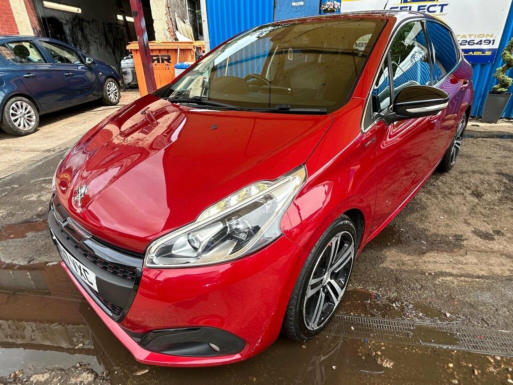 Peugeot 208 Hatchback 1.6 Bluehdi Gt Line Euro 6 Ss 20 AE17VXC Red #3