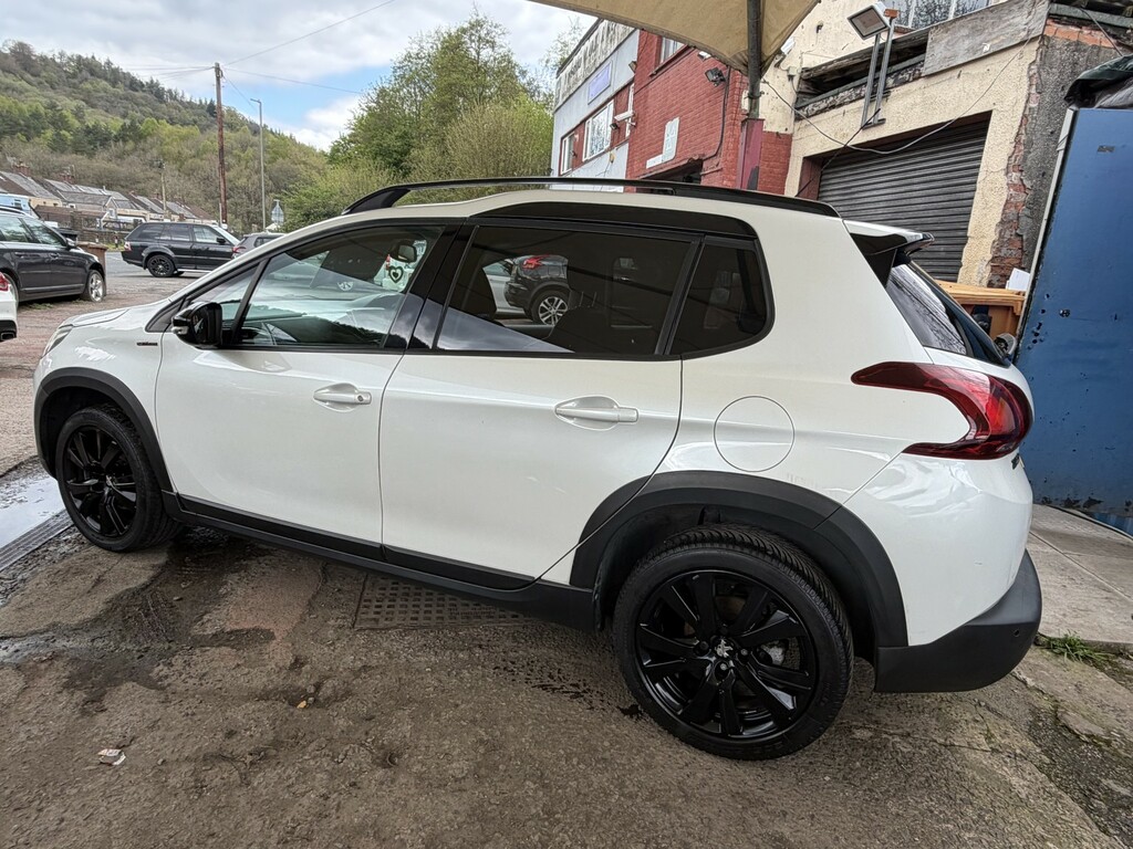 Peugeot 2008 Suv 1.2 Puretech Gt Line 201666 LN66NPX White #4