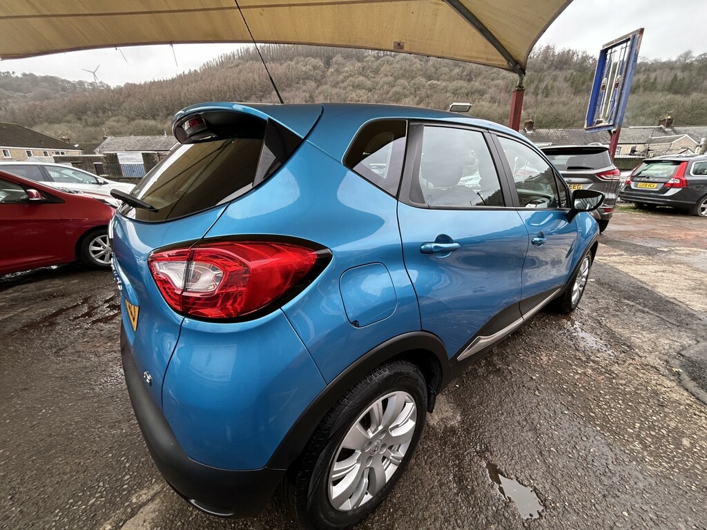 Renault Captur Suv 1.5 Expression Dci 90 Stop Start With Conve EG55ELS Blue #6