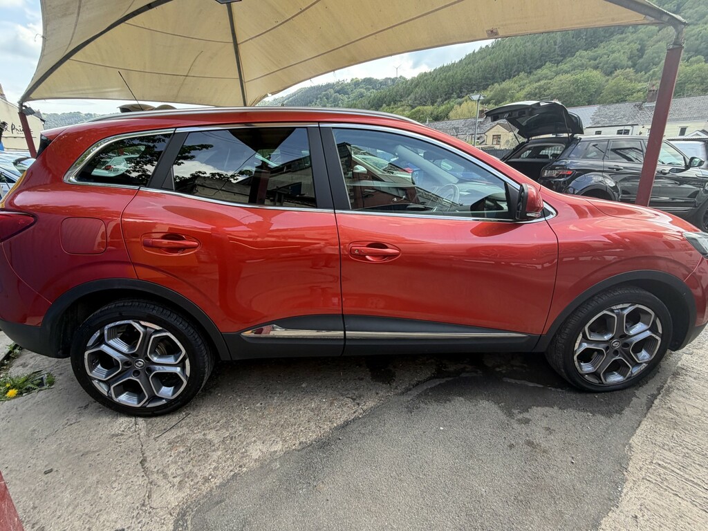 Renault Kadjar Suv 1.6 Dynamique Nav Dci 130 2Wd 201616 LD16GPF Red #6