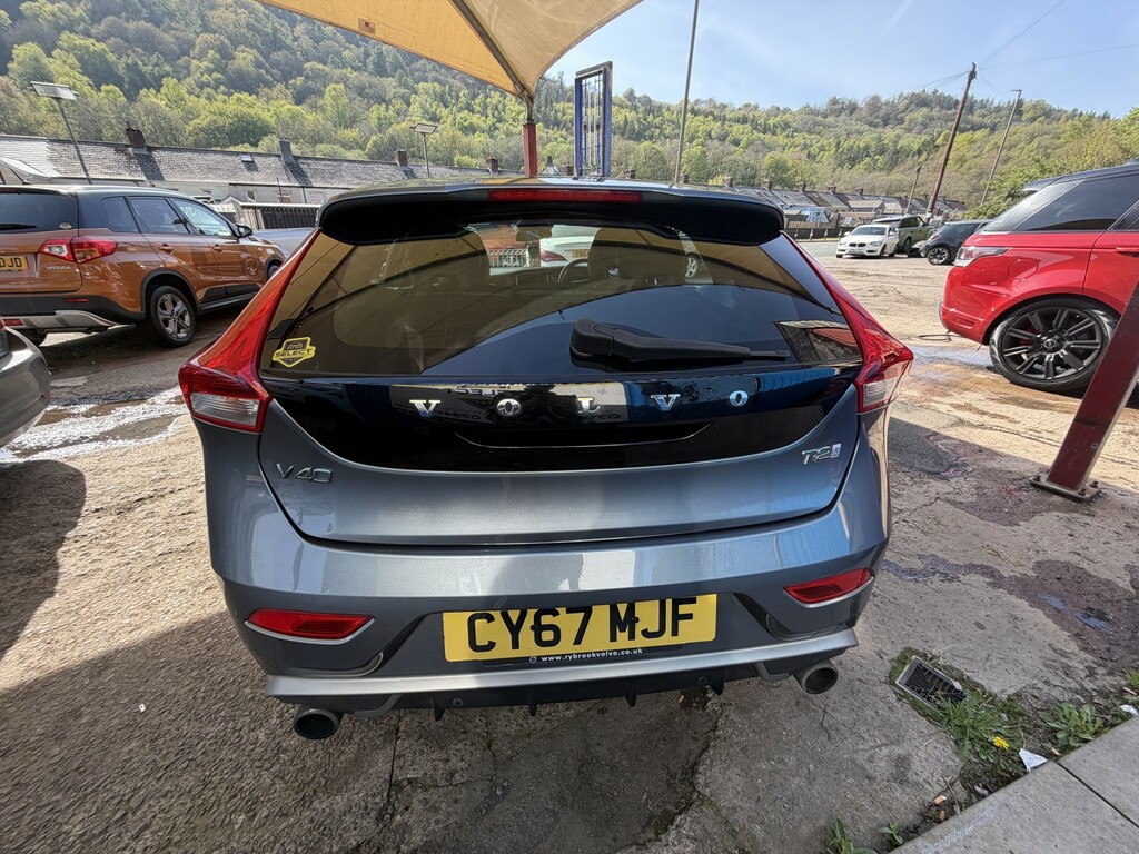 Volvo V40 Hatchback 2.0 R-design T2 201767 CY67MJF Grey #6
