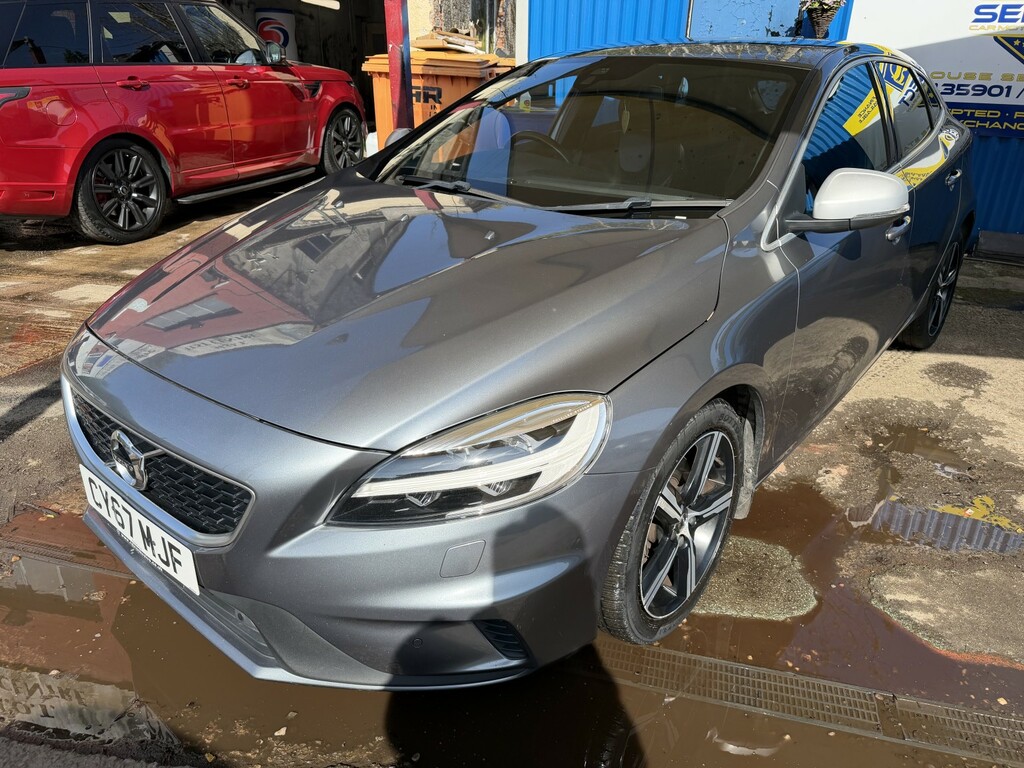 Volvo V40 Hatchback 2.0 R-design T2 201767 CY67MJF Grey #3