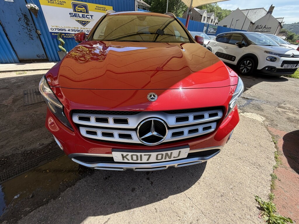 Mercedes-Benz GLA Class Suv 2.1 Gla200d Sport 201717 KO17ONJ Red #3