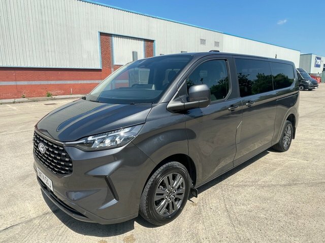 Ford Tourneo Custom 320 Ecoblue Titanium Luxe Grey #2