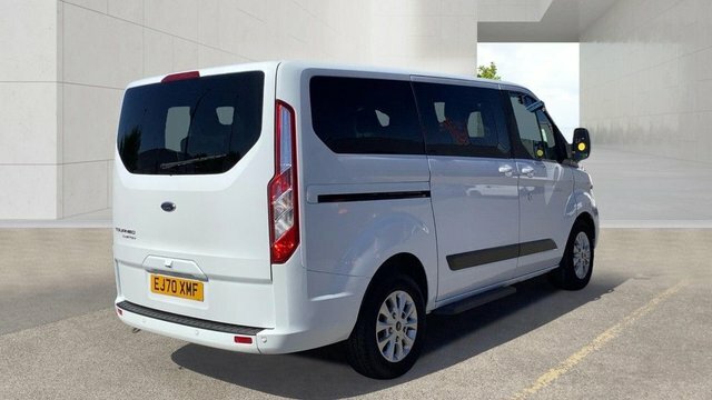 Ford Tourneo Custom 320 Ecoblue Zetec Minibus White #4