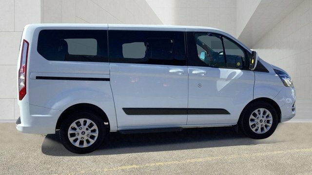 Ford Tourneo Custom 320 Ecoblue Zetec Minibus White #5