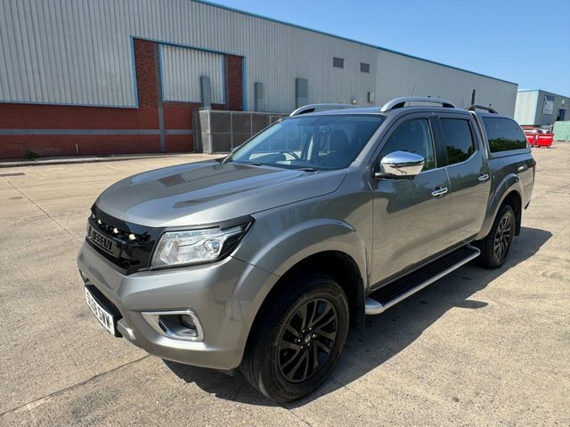 Nissan Navara Dci Tekna Pickup Double SL68SWW Grey #2