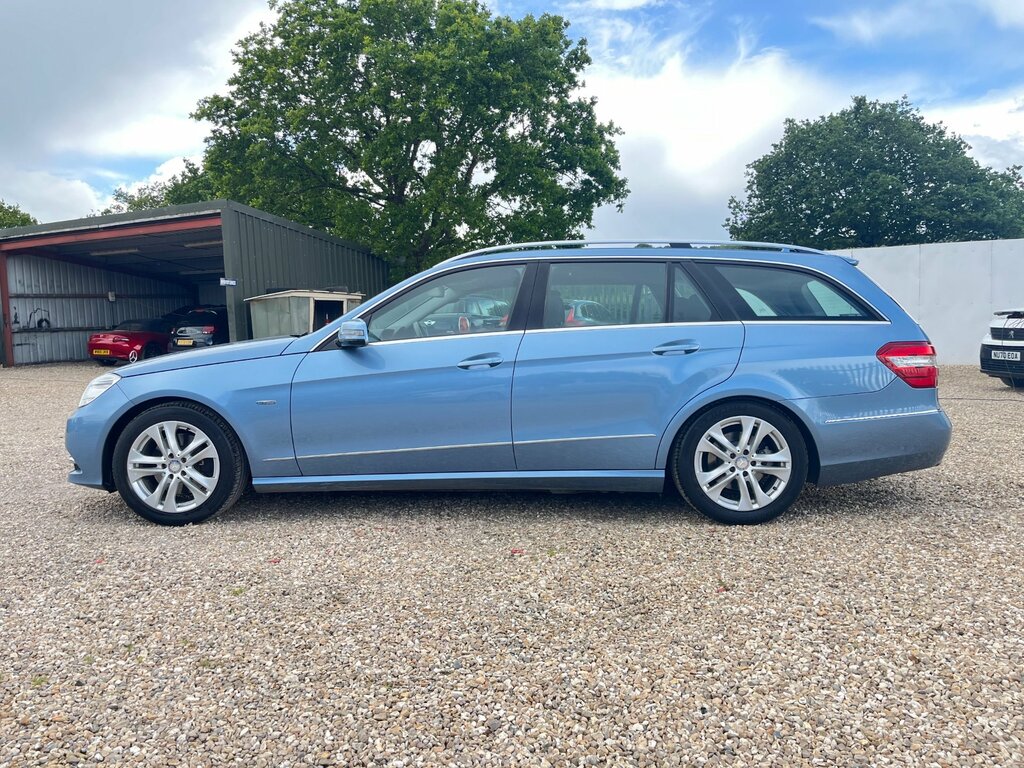 Mercedes-Benz E Class 3.0 E350 Cdi V6 Blueefficiency Avantgarde Estate 5 AD10BZS Blue #5