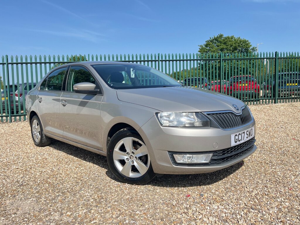 Skoda Rapid 1.2 Tsi Se Hatchback Euro 6 Ss Beige #2