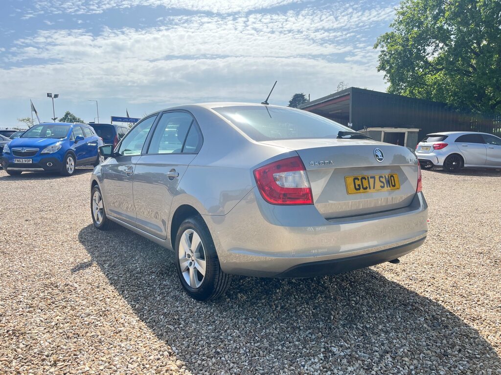 Skoda Rapid 1.2 Tsi Se Hatchback Euro 6 Ss Beige #6