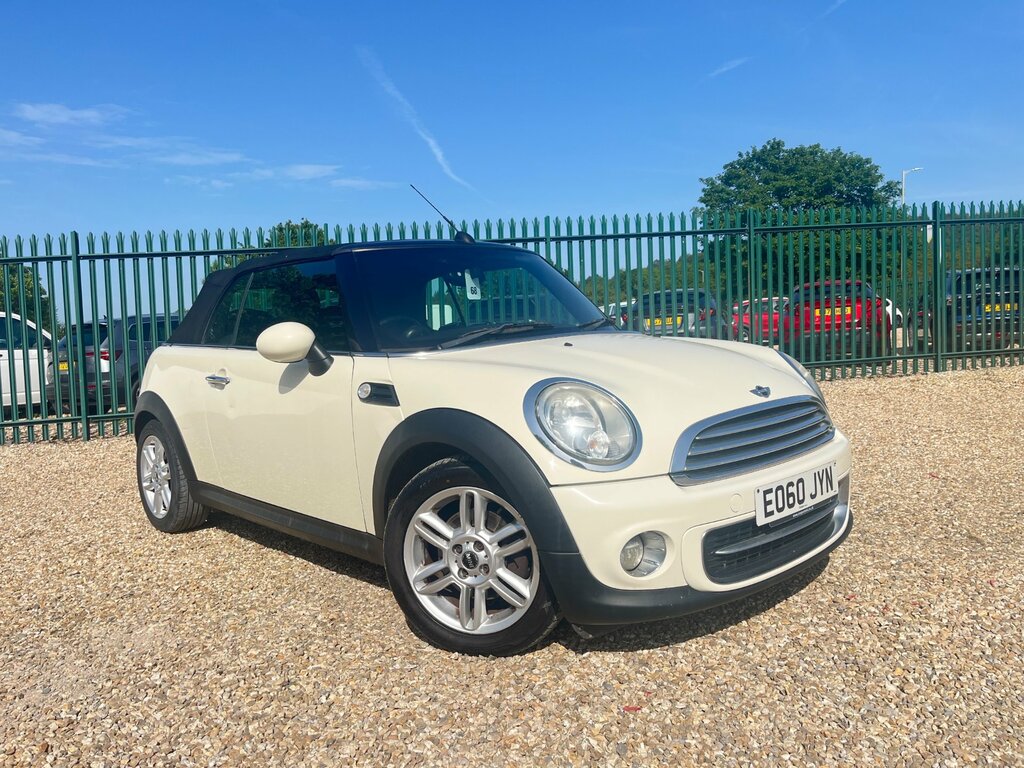 Mini Convertible 1.6 Cooper Convertible Euro 5 1 EO60JYN White #2