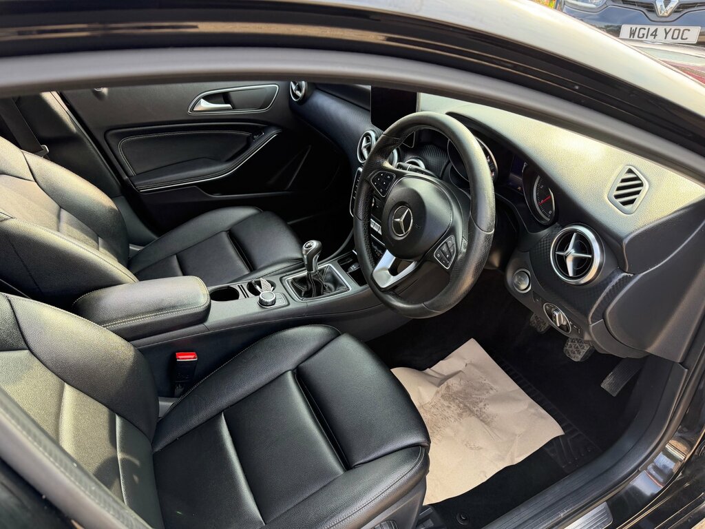 Mercedes-Benz A Class 1.5 A180d Sport Hatchback Euro 6 CK67EWG Black #4