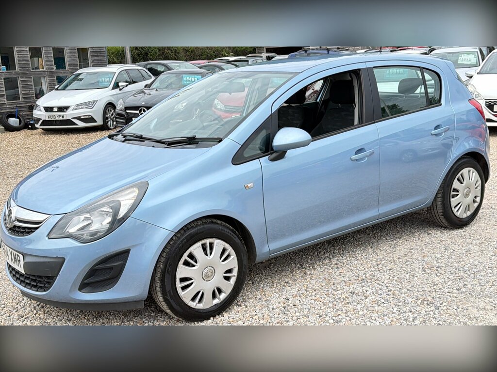 Vauxhall Corsa 1.4 16V Design Hatchback Euro 5 FJ64XMR Blue #5