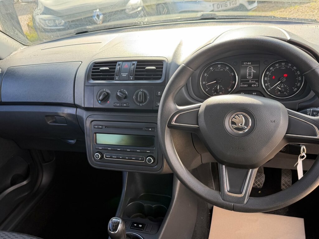 Skoda Fabia 1.2 Tsi Se Hatchback Euro 5 86 HV14ZKP Black #4