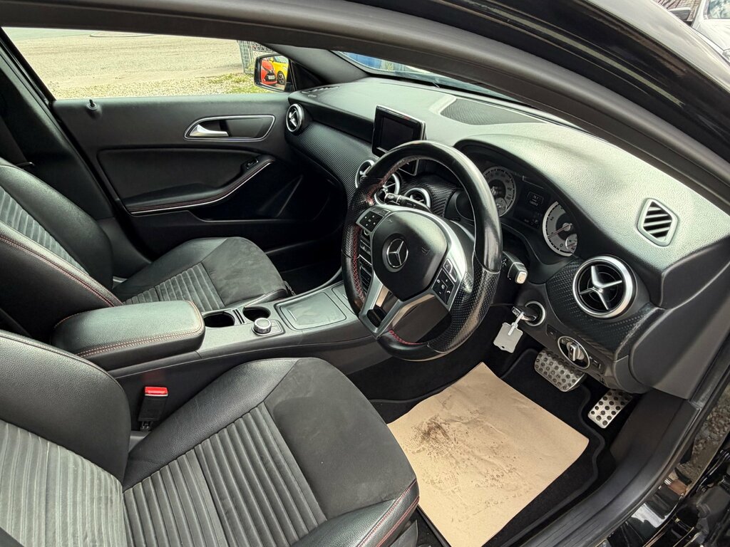 Mercedes-Benz A Class 1.5 A180 Cdi Amg Sport Hatchback 7G-dct BD64OXB Black #2