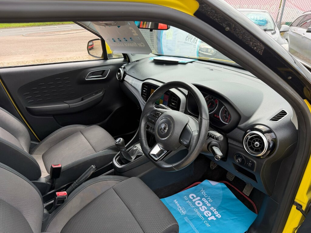 MG MG3 1.5 Vti-tech Excite Hatchback Eu CK69UCJ Yellow #3