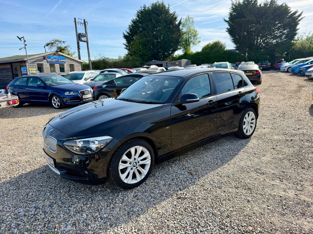 BMW 1 Series 1.6 118I Urban Hatchback Euro 5 HJ62NZS Black #5