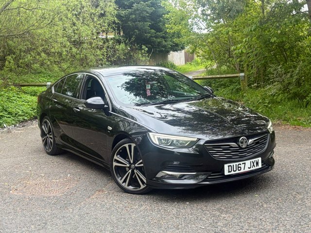 Vauxhall Insignia 2017 2.0 Turbo D Blueinjection Sri VX Line Nav Gra DU67JXW Black #2