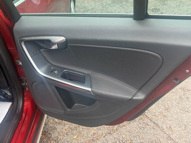 Volvo S60 Saloon Brown #32