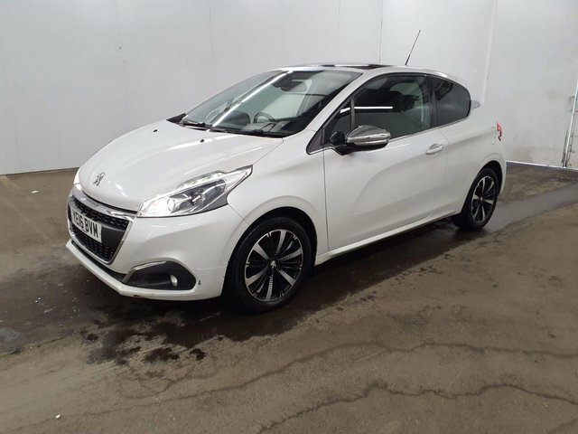 Peugeot 208 2016 1.2 Puretech Allure Hatchback Manu YE16BVM White #3