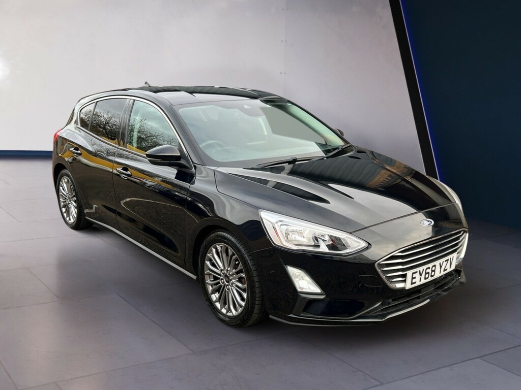 Ford Focus Hatchback 1.0 T Ecoboost Titanium X 201868 Black