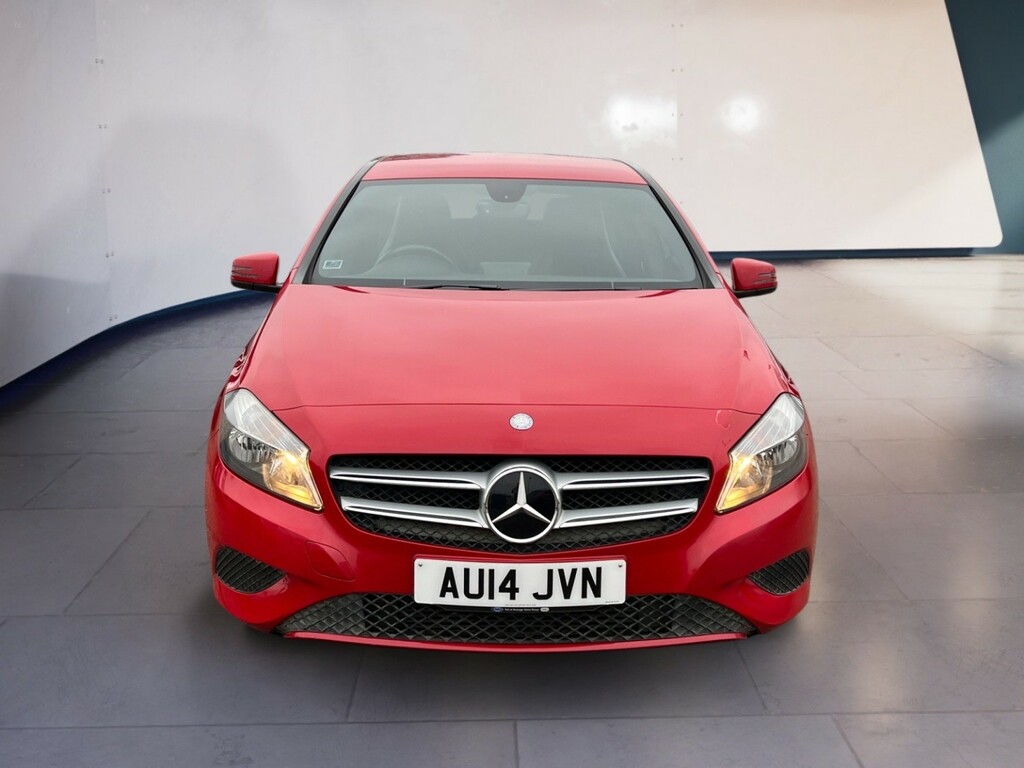 Mercedes-Benz A Class Hatchback 1.8 A200 Cdi Sport 201414 Red #4