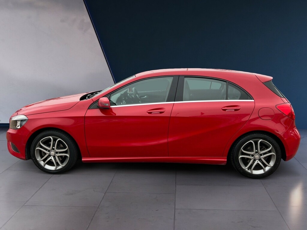 Mercedes-Benz A Class Hatchback 1.8 A200 Cdi Sport 201414 Red #2