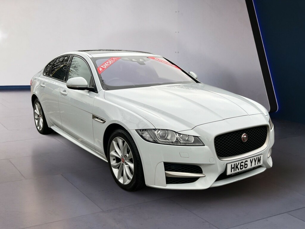 Jaguar XF Saloon 2.0 D R-sport 201766 White