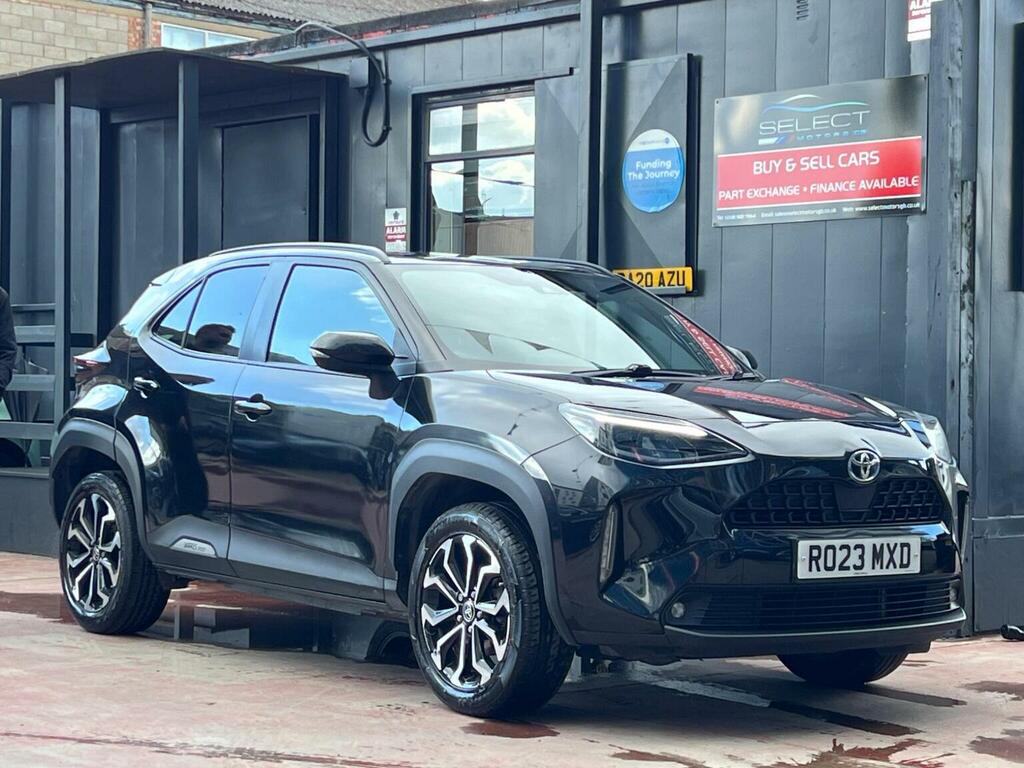 Toyota Yaris Cross 1.5 Vvt-h Design E-cvt Euro 6 Ss Black