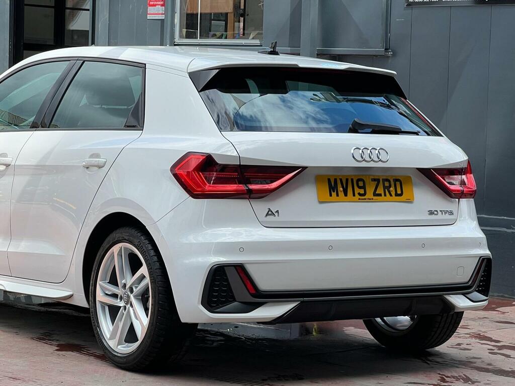 Audi A1 1.0 Tfsi 30 S Line Sportback S Tronic Euro 6 Ss MV19ZRD White #6