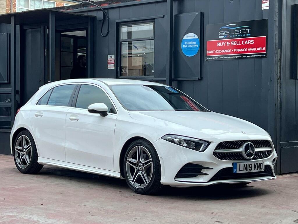 Mercedes-Benz A Class 1.3 A180 Amg Line 7G-dct Euro 6 Ss White