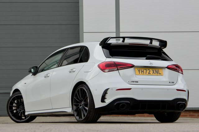 Mercedes-Benz A Class 2022 2.0 A35 Amg Premium Plus 7G-dct 4Matic Euro White #3